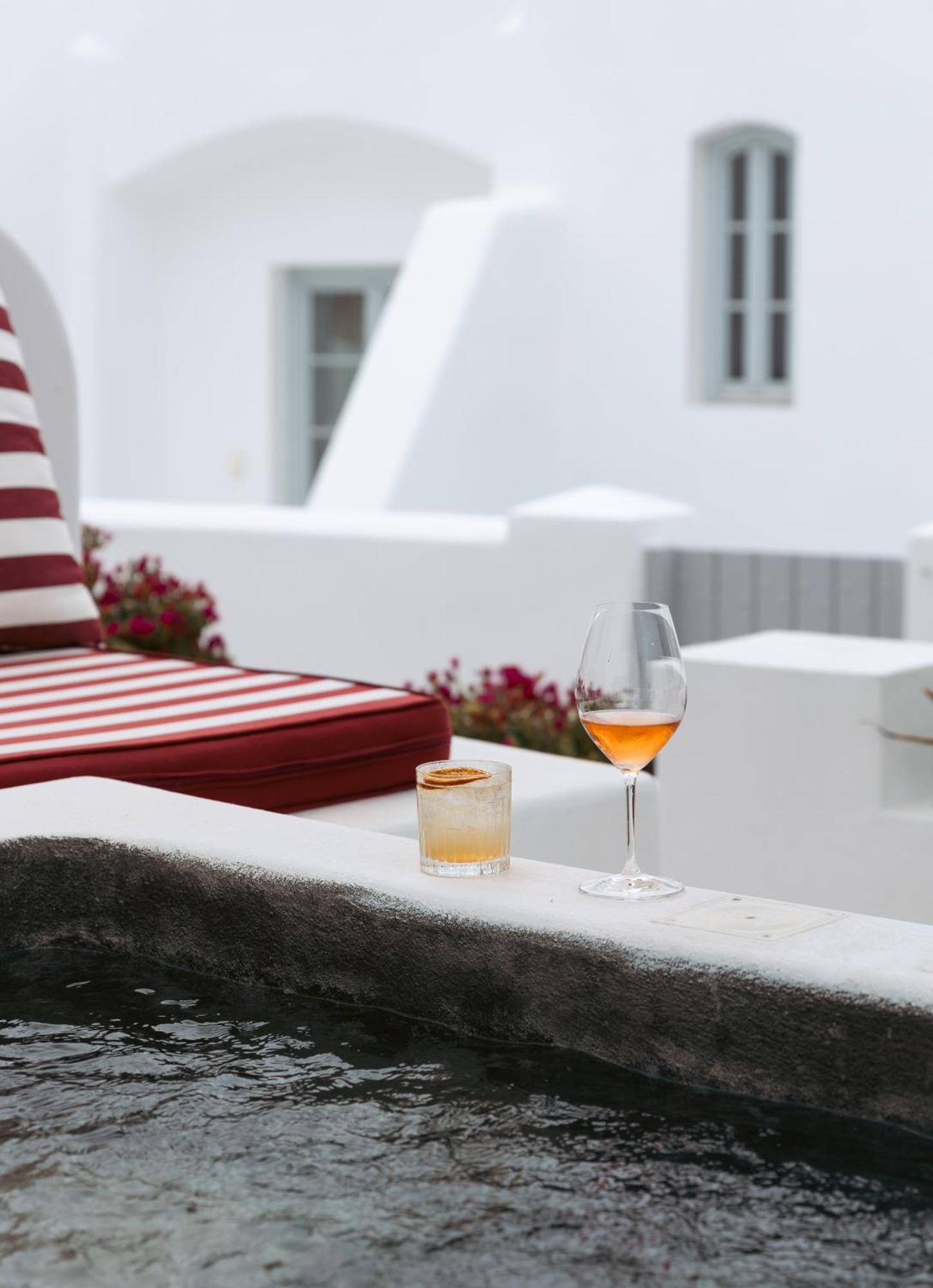 Meroviglia Boutique Hotel Imerovigli  Rum bild
